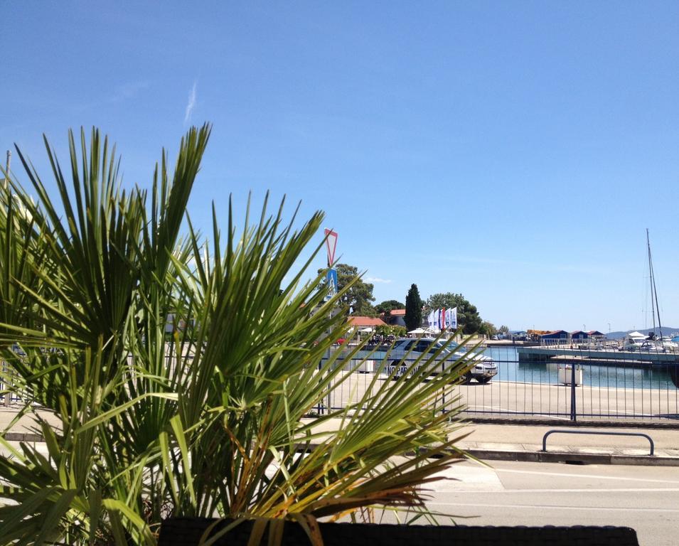 Studio Apartments With Terrace Near Sea - Angela'S Apartments Zadar Exterior foto